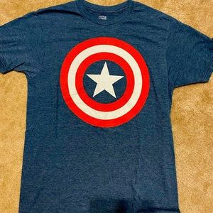 Men’s Captain America shirt in Medium